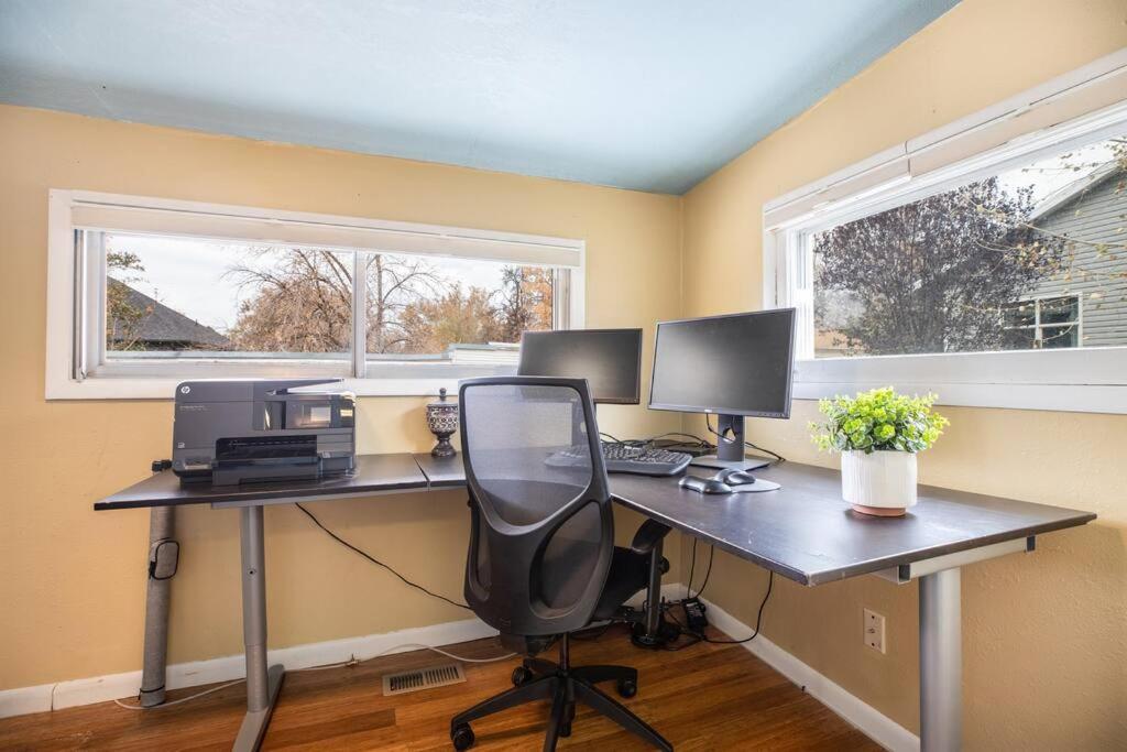 Pet Friendly Millcreek Home Close To Downtown/Mtns ซอลต์เลคซิตี้ ภายนอก รูปภาพ