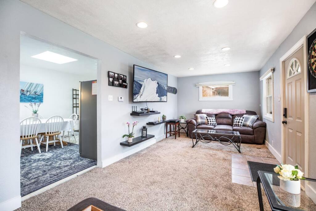 Pet Friendly Millcreek Home Close To Downtown/Mtns ซอลต์เลคซิตี้ ภายนอก รูปภาพ