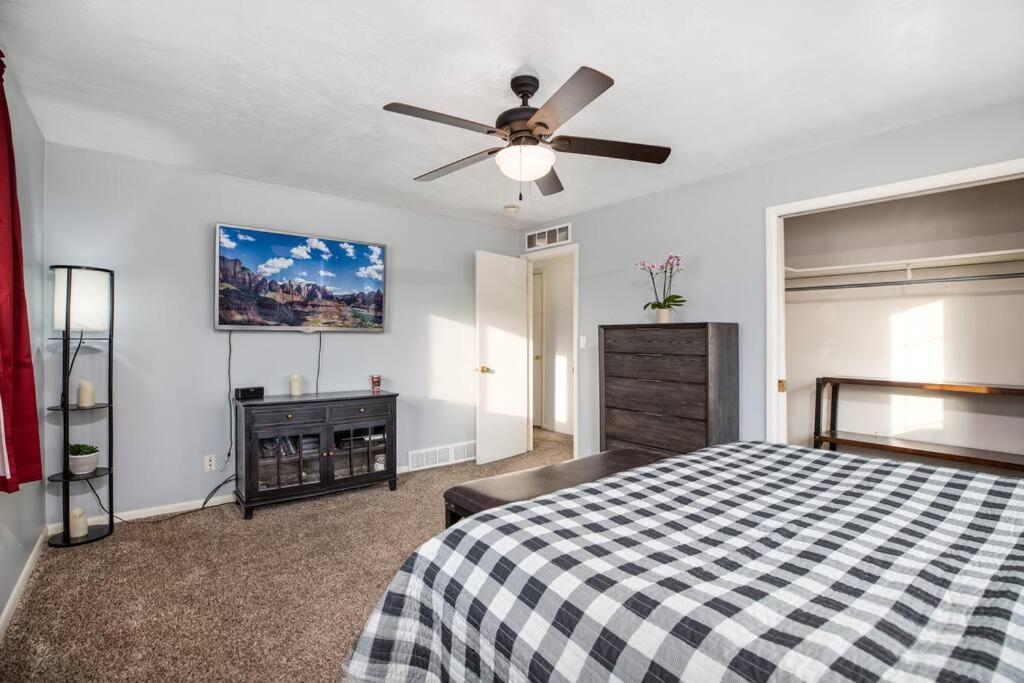 Pet Friendly Millcreek Home Close To Downtown/Mtns ซอลต์เลคซิตี้ ภายนอก รูปภาพ